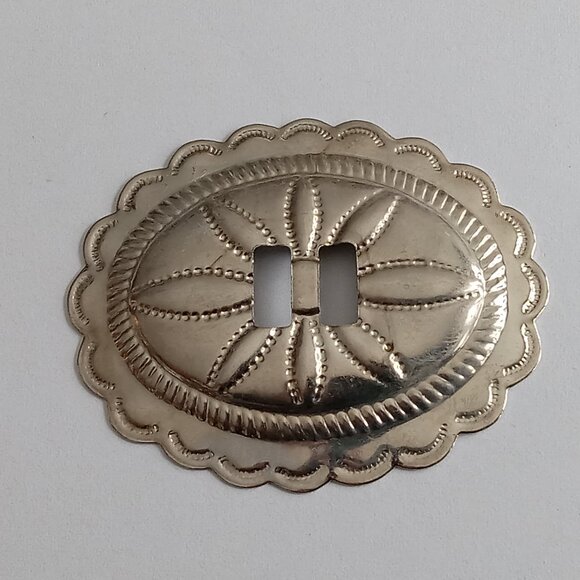 Other - 🎯 10 for $10 / Oval Concho
